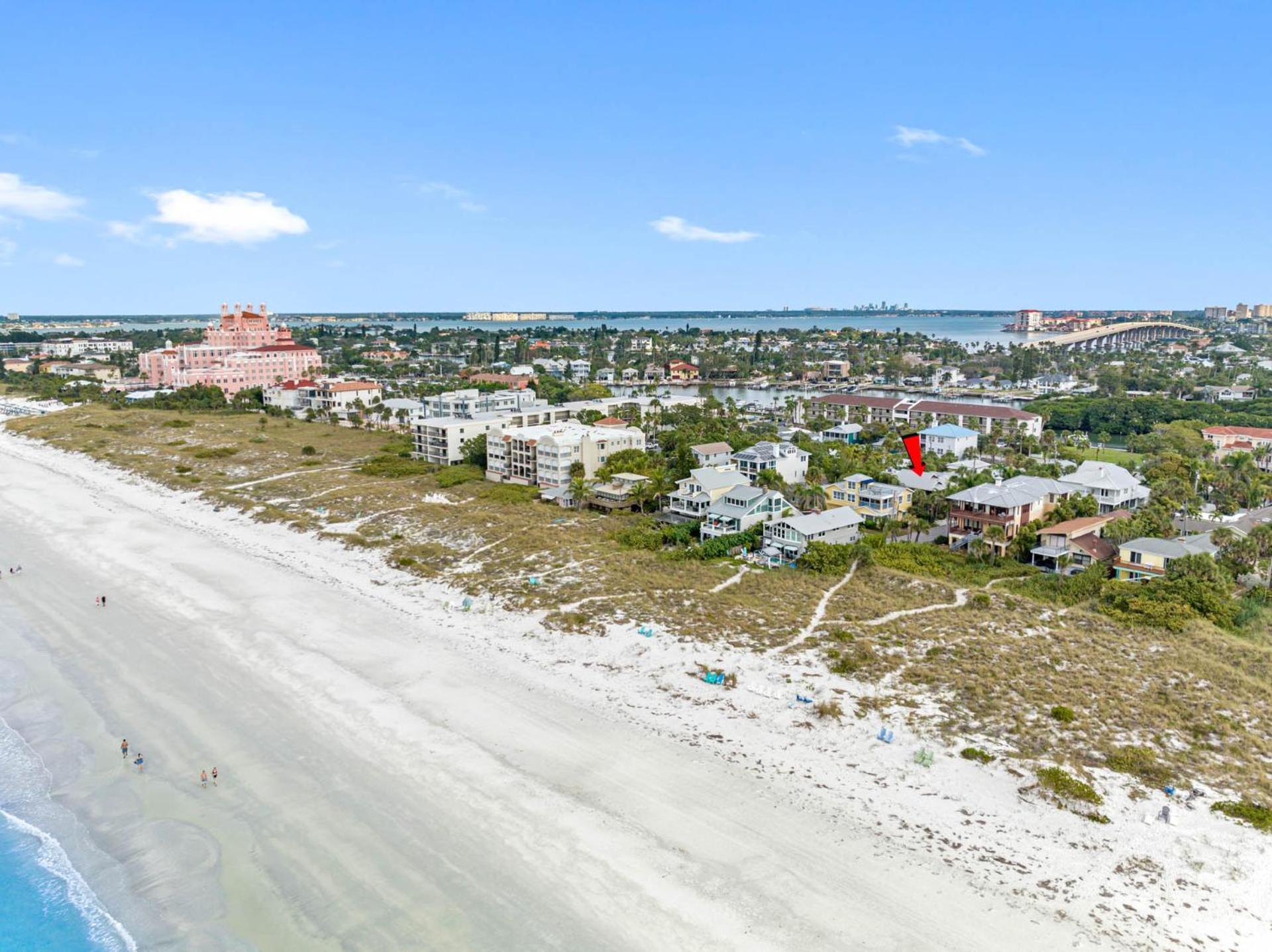 The Beach House Steps Away From Sanctuary Villa St. Pete Beach Exterior photo